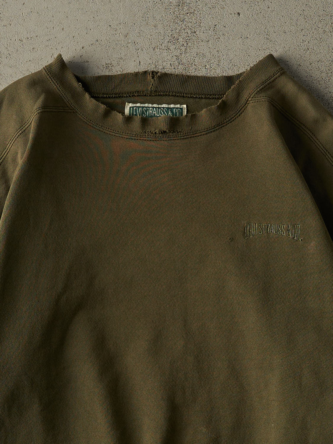 Vintage 90s Sun Faded Green Levi's Embroidered Crewneck (L/XL)