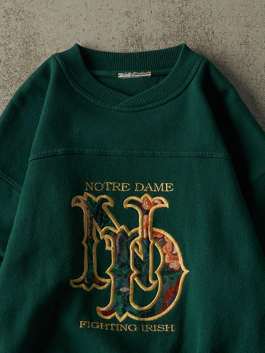 T-shirt Vintage Années 90 Notre Dame Fighting Irish – Crable Sportswear – Brodé – Taille XL – Gris