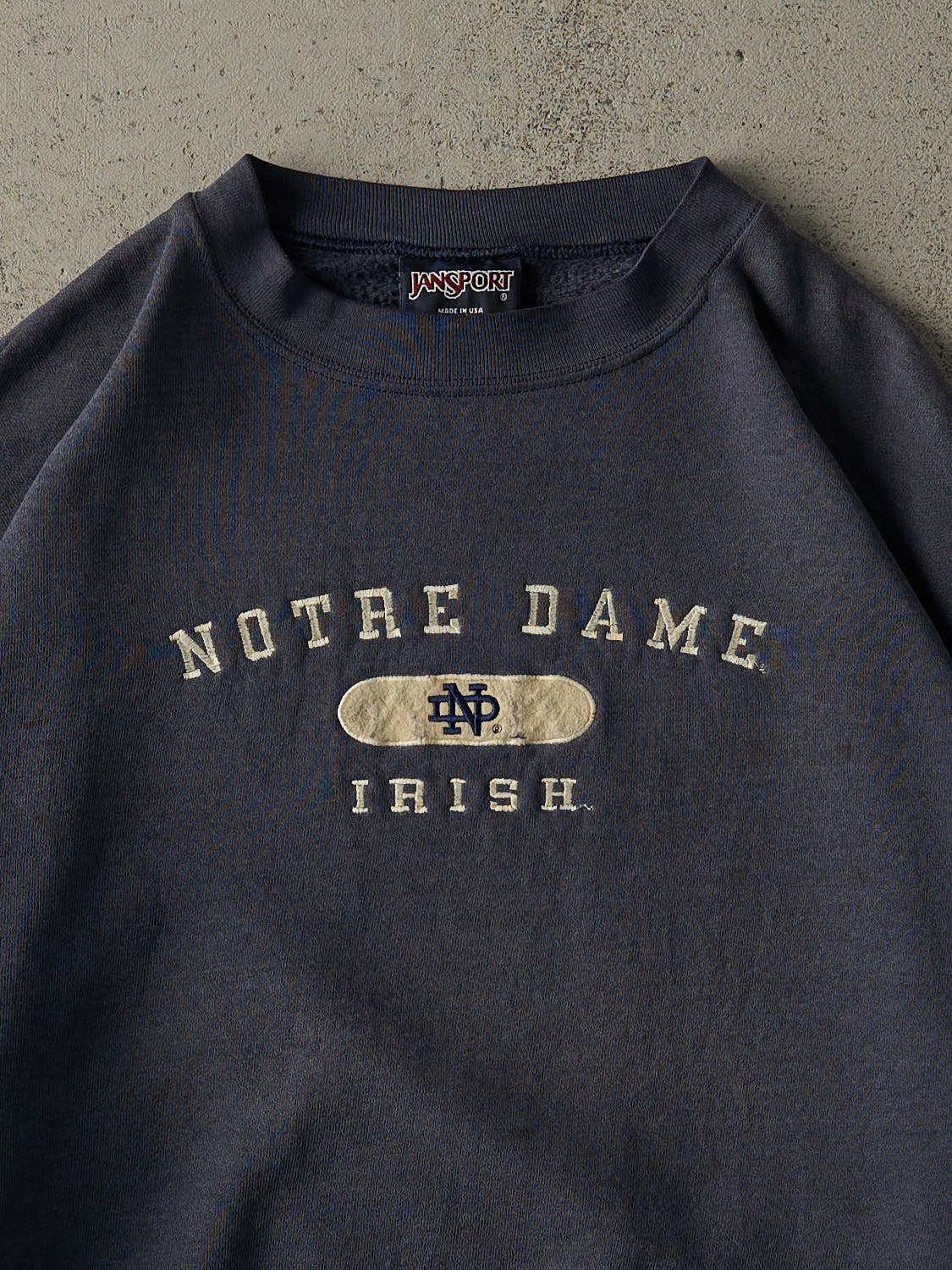 Vintage 90s Faded Navy University of Notre Dame Fighting Irish Embroidered Crewneck (XXL)