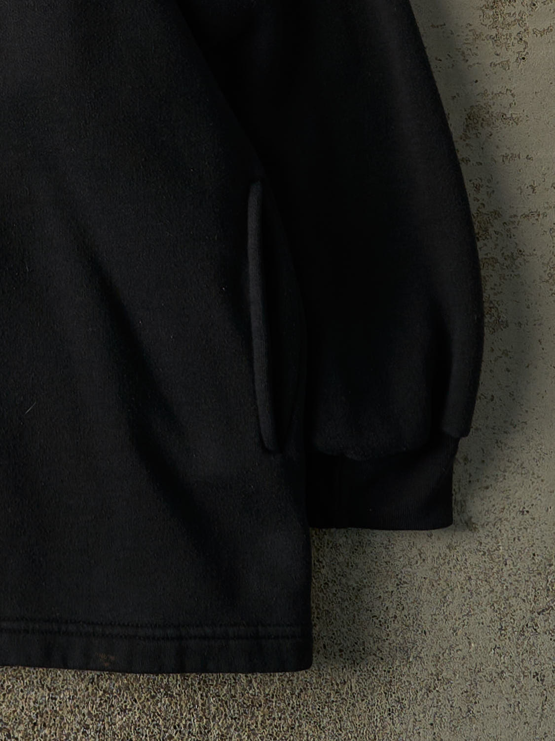 Vintage Y2K Faded Black Blank Quarter Zip Sweater (M/L)