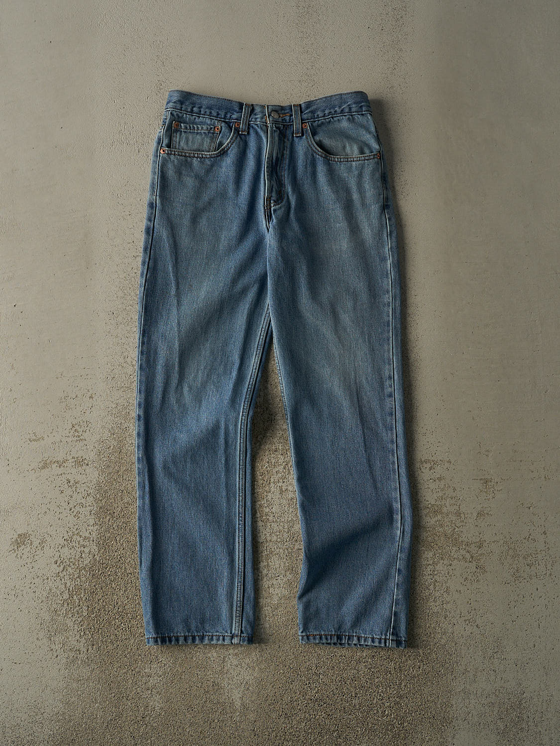 Vintage Y2K Light Wash Levi's Slim Fit Jeans (29x30.5)
