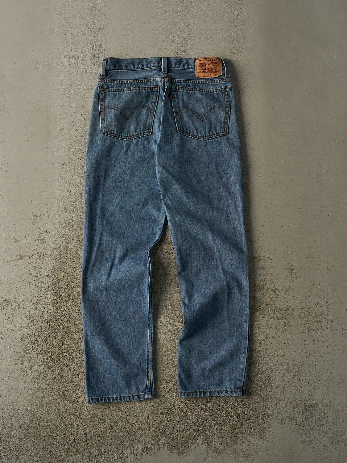 Vintage Y2K Light Wash Levi's Slim Fit Jeans (29x30.5)