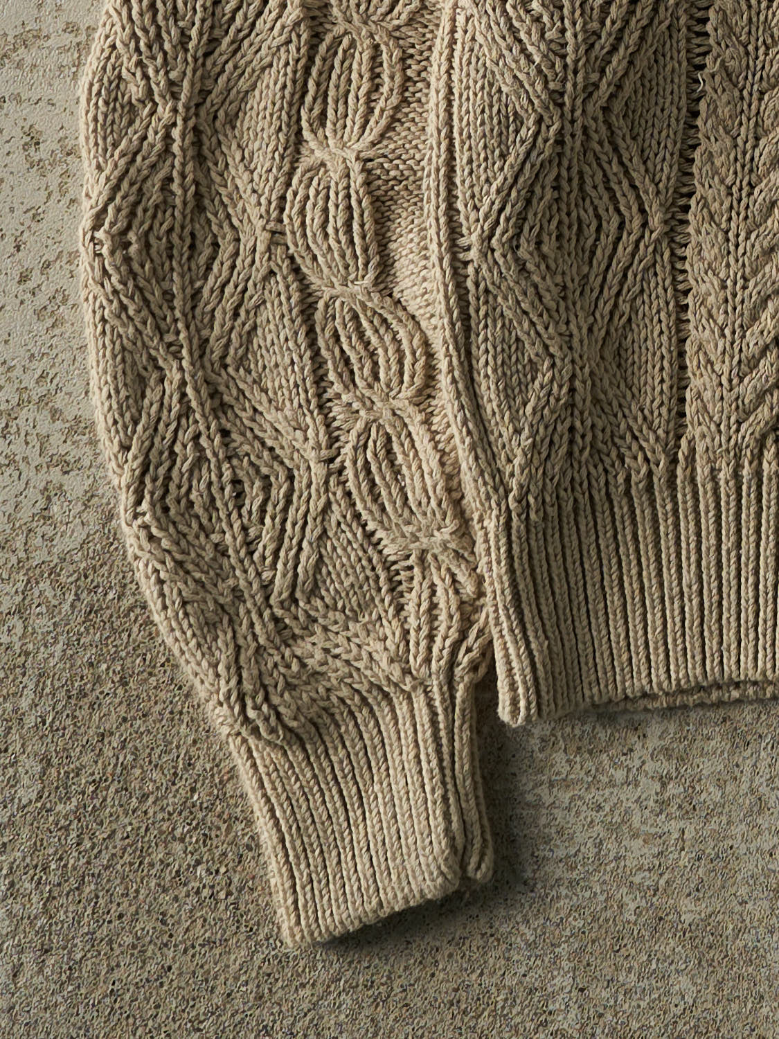 Vintage 90s Beige Cable Knit Sweater (M/L)