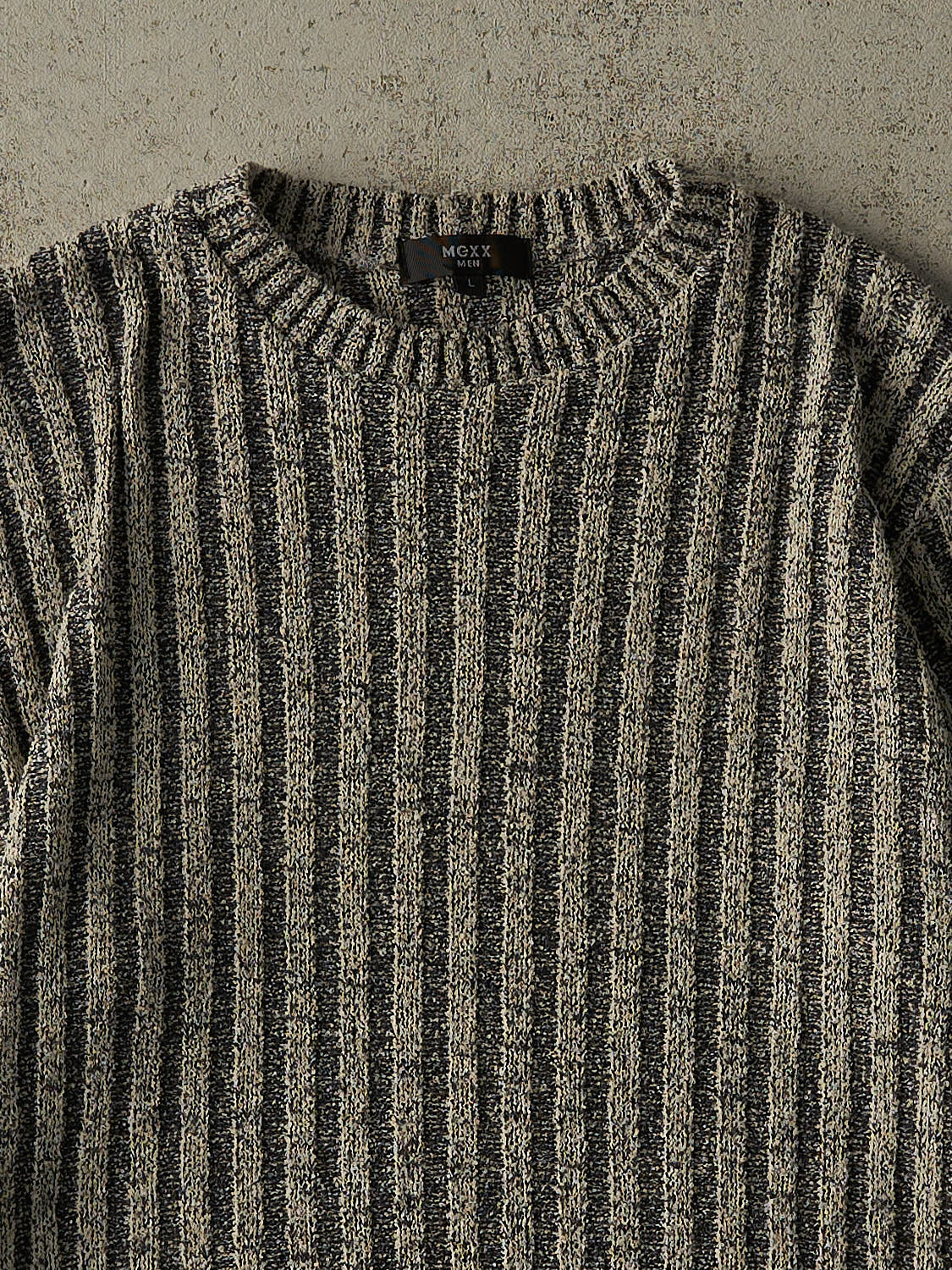 Vintage Y2K Beige Striped Knit Pullover (M/L)