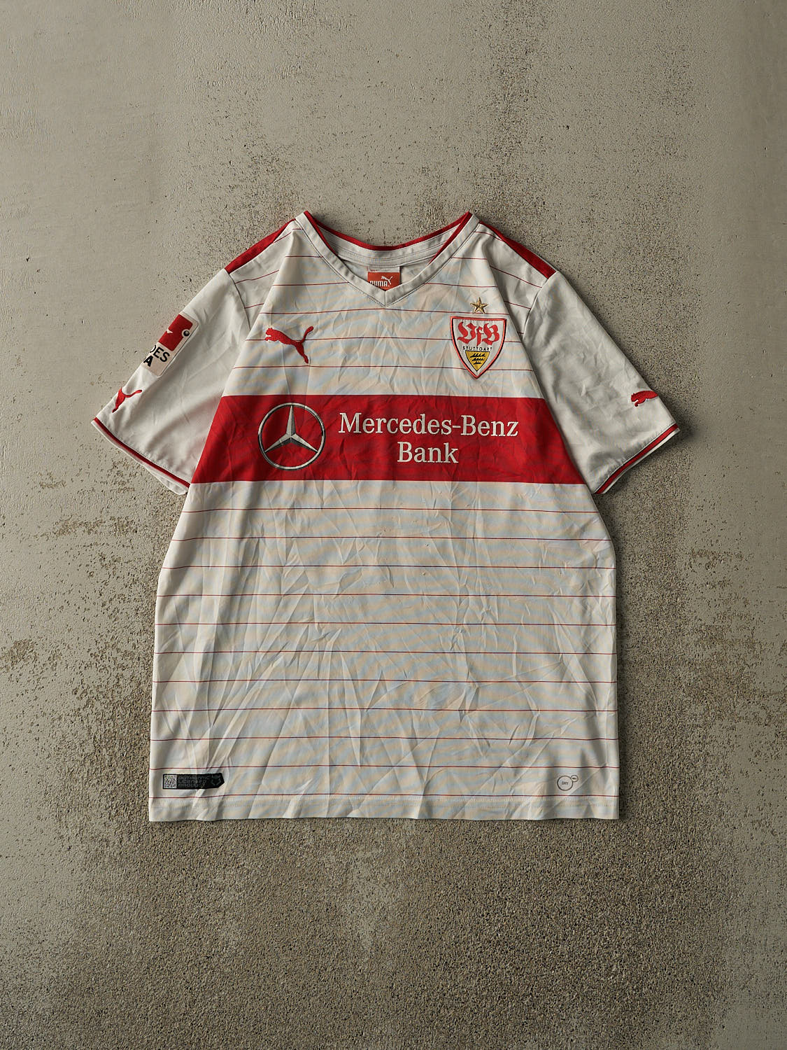 Vintage Y2K White & Red Mercedes Benz VfB Stuttgart #44 Alexandru Maxim Soccer Jersey (M)
