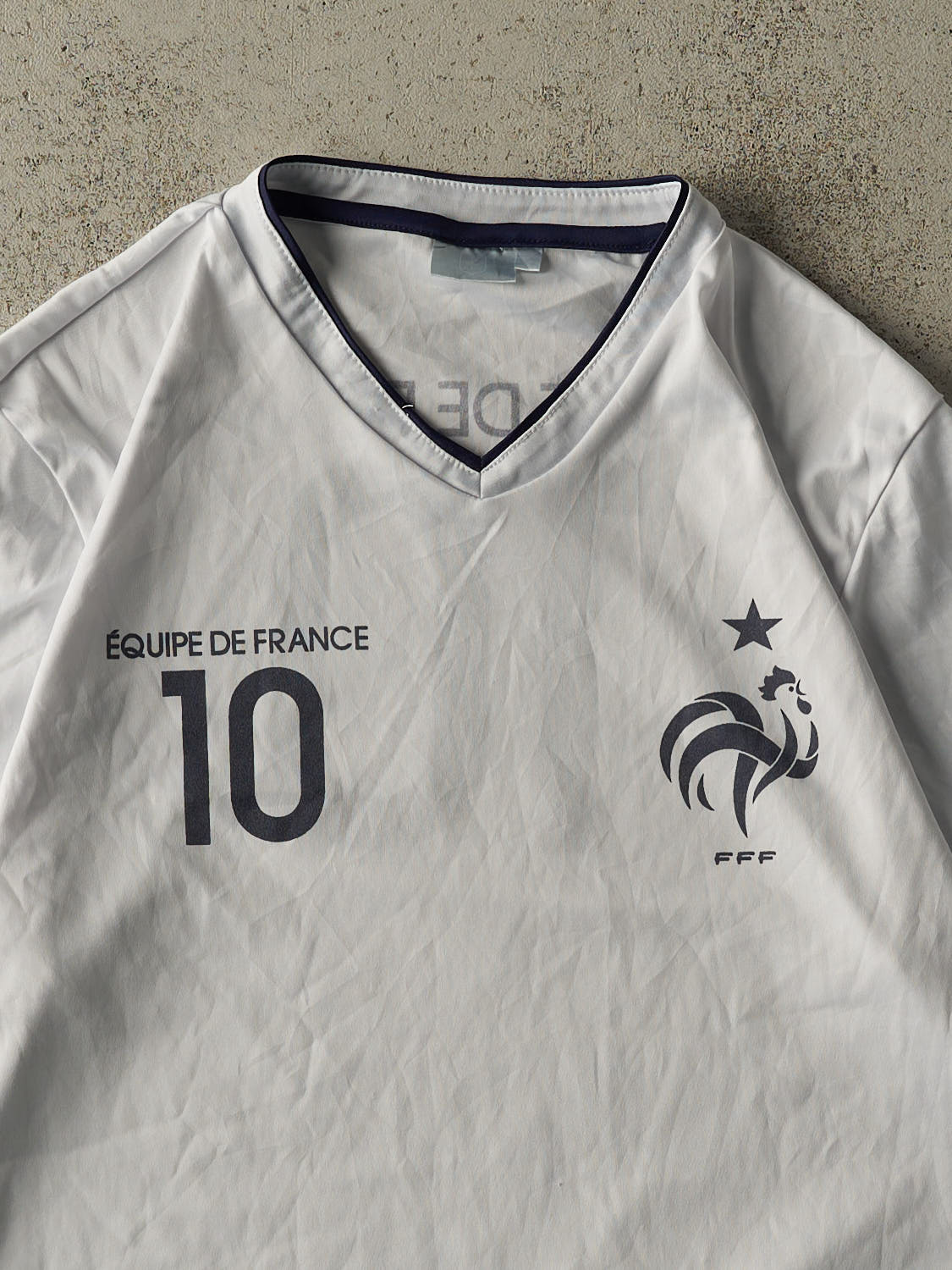Vintage Y2K White France #10 Soccer Jersey (M/L)