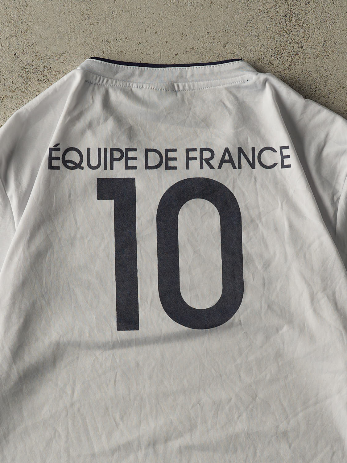 Vintage Y2K White France #10 Soccer Jersey (M/L)