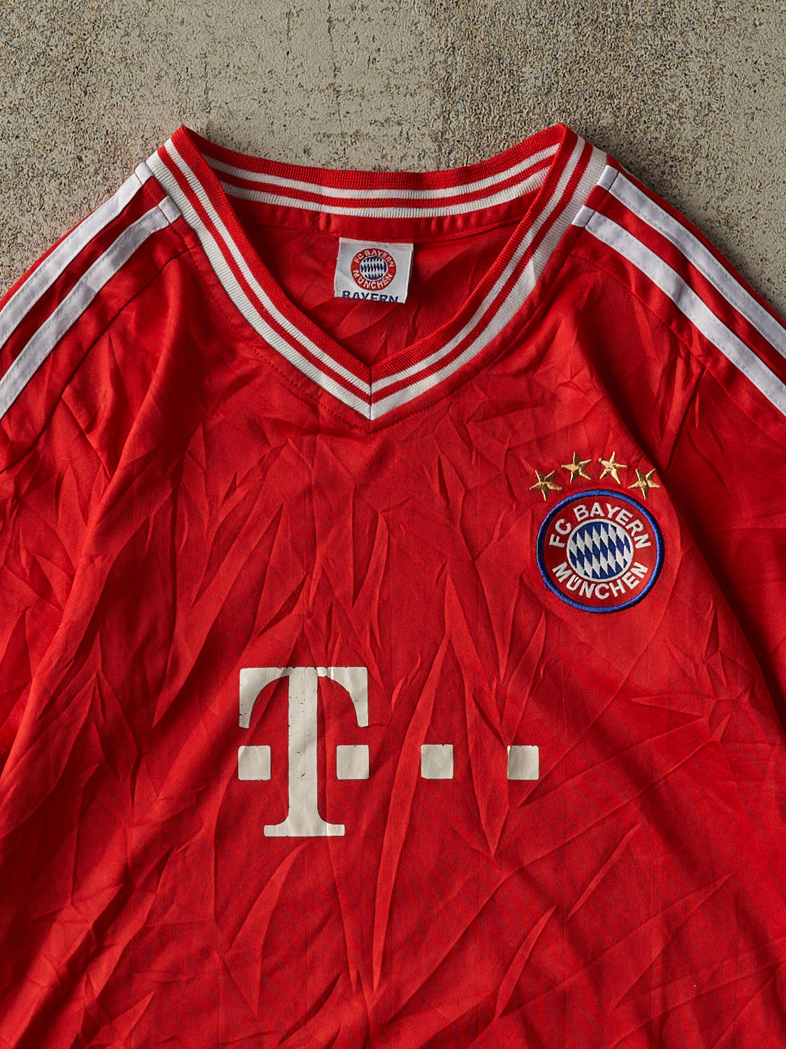 Vintage Y2K Red FC Bayern Munchen Soccer Jersey (XXS/XS)