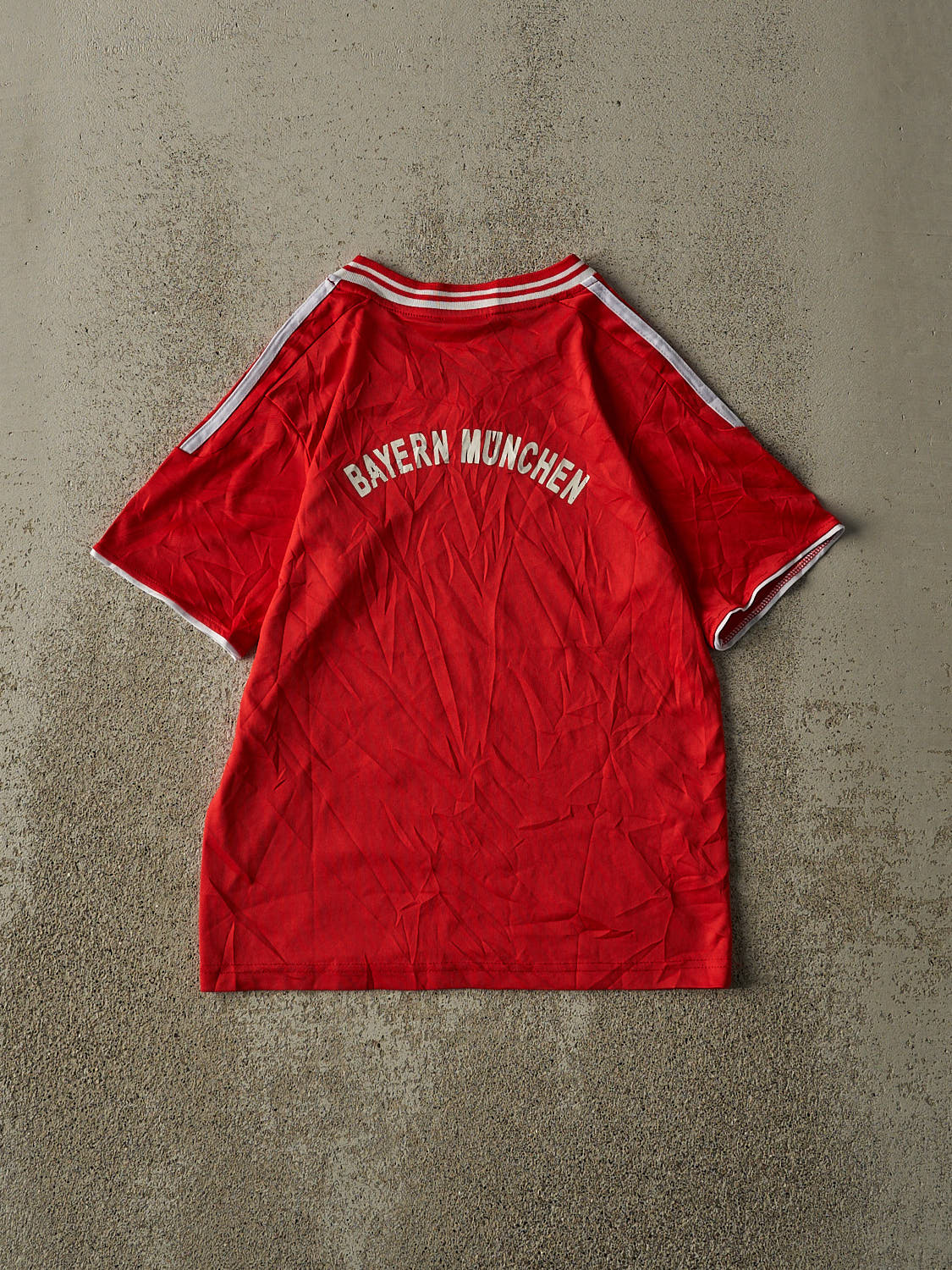 Vintage Y2K Red FC Bayern Munchen Soccer Jersey (XXS/XS)