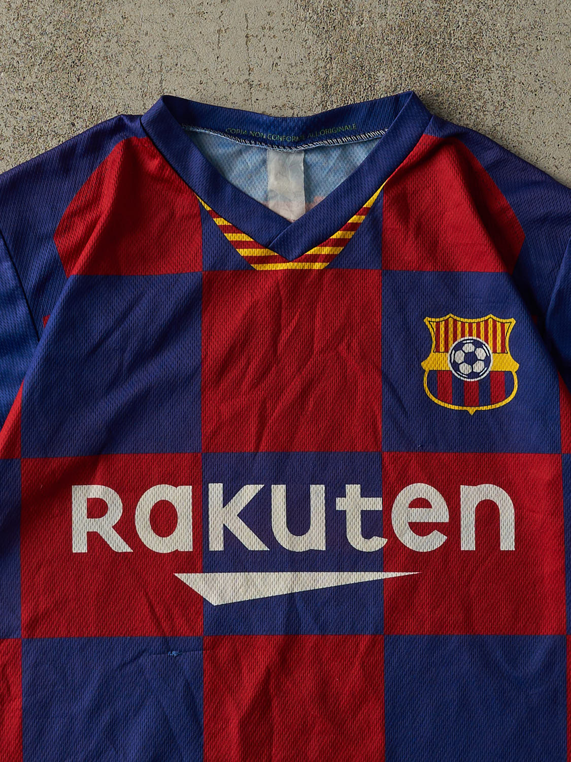 Vintage Y2K Blue & Red FC Barcelona #10 Lionel Messi Soccer Jersey (S)