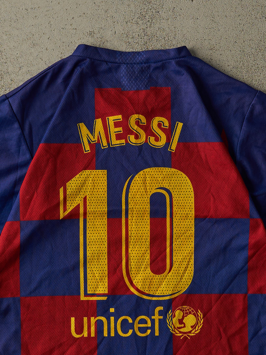 Vintage Y2K Blue & Red FC Barcelona #10 Lionel Messi Soccer Jersey (S)