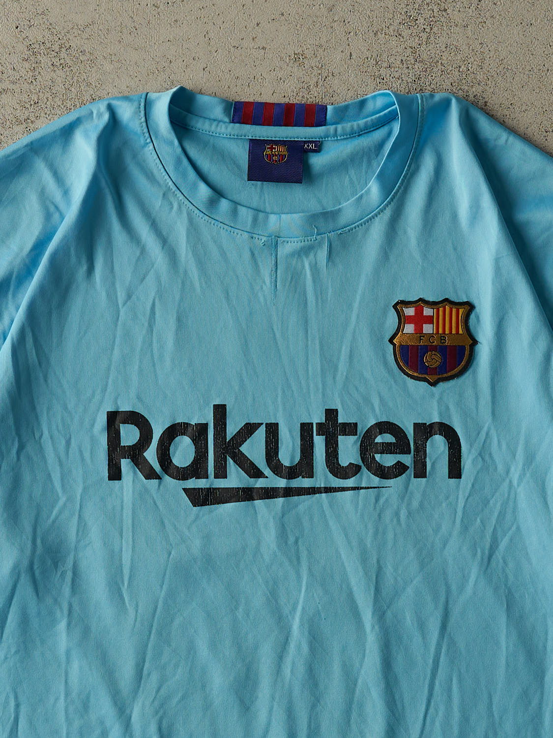 Vintage Y2K Blue FC Barcelona #10 Lionel Messi Soccer Jersey (XL/XXL)