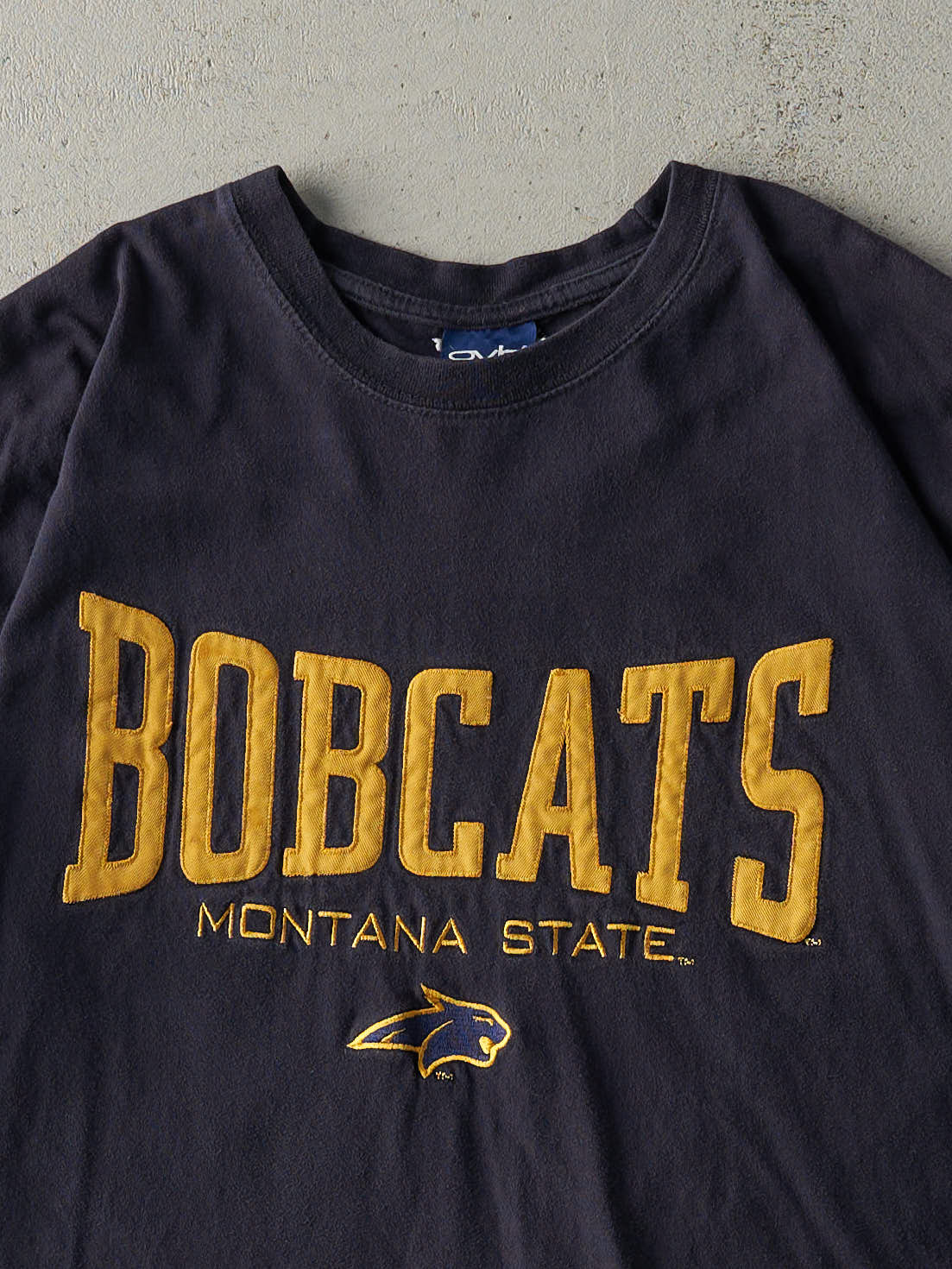 Vintage Y2K Navy Blue Montana State Bobcats Embroidered Tee (L)