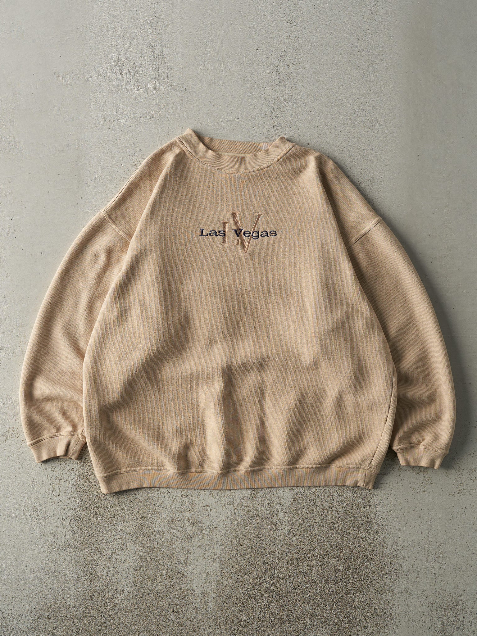 Vintage 90s Beige Las Vegas Embroidered Crewneck (XL)