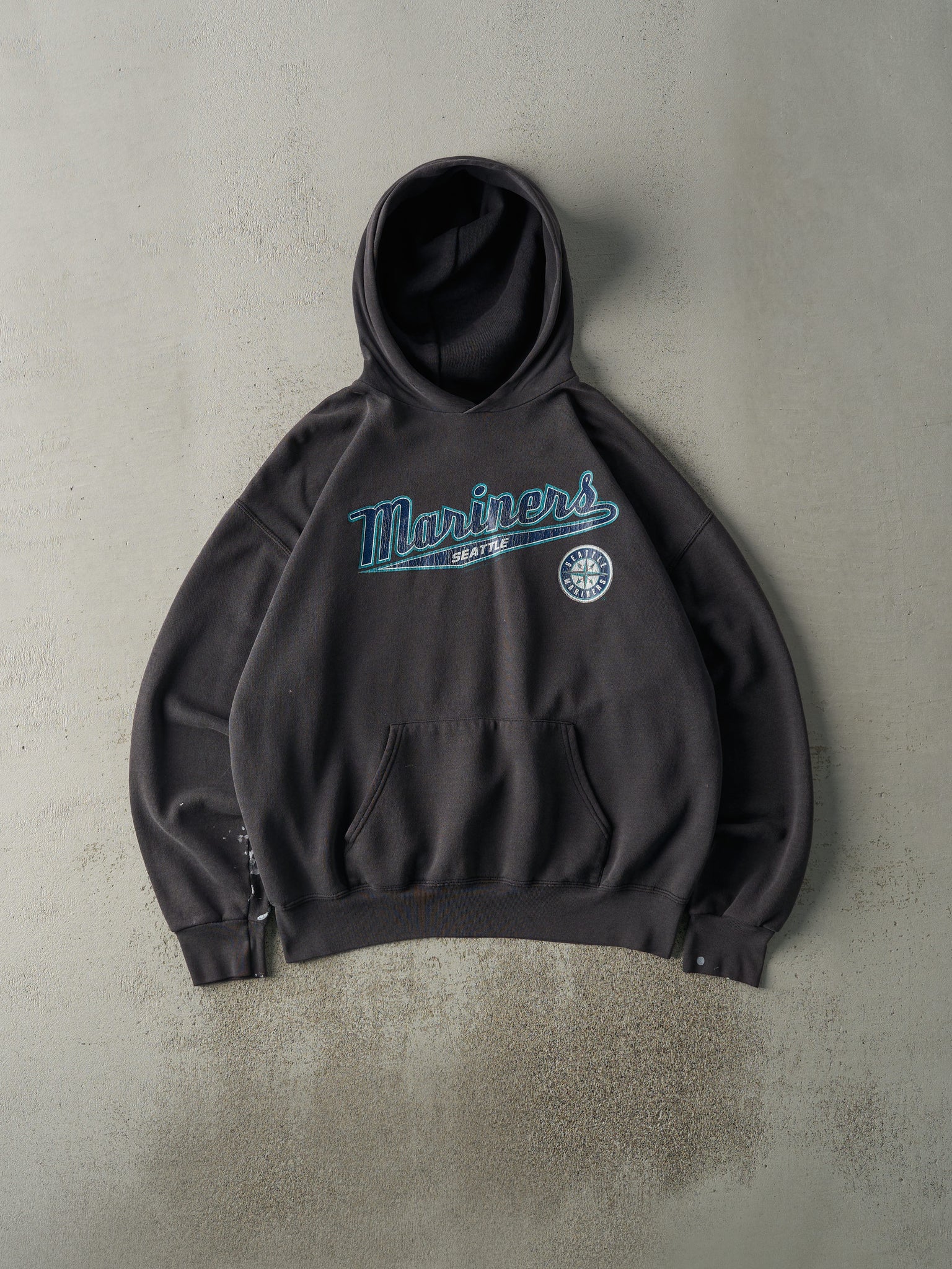 Vintage 02' Faded Black Seattle Mariners Boxy Hoodie (XL)