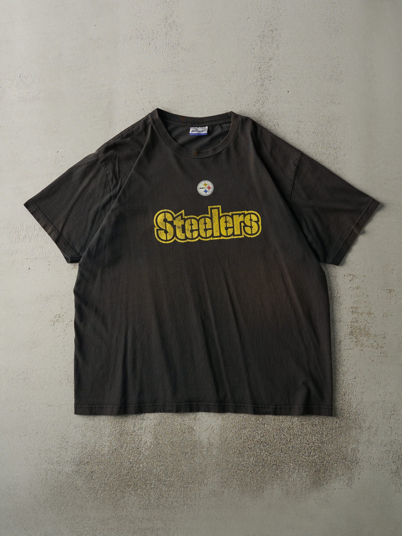 Vintage Y2K Black Pittsburgh Steelers Tee (XL)