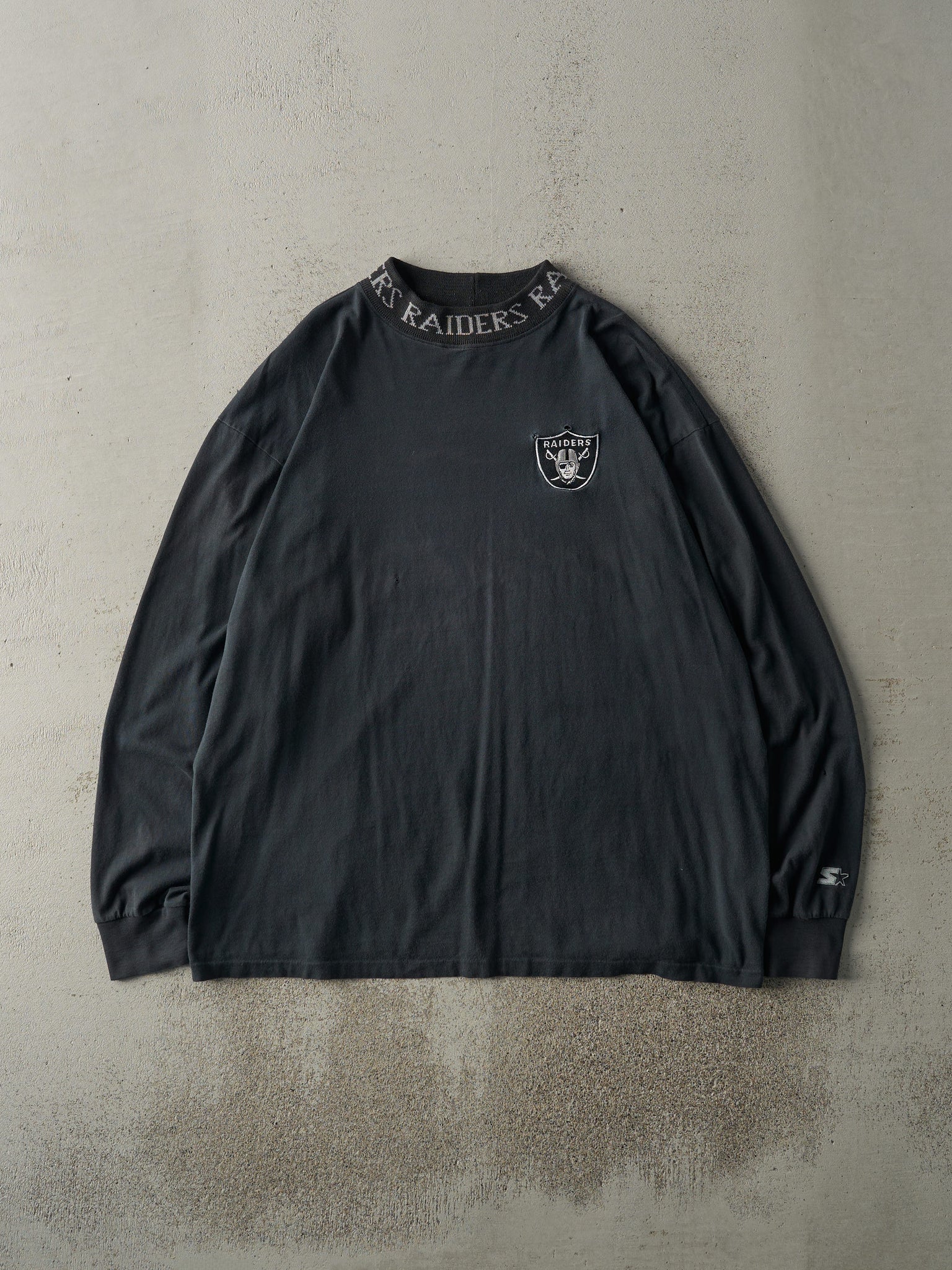 Vintage 90s Black LA Raiders Long Sleeve (L)