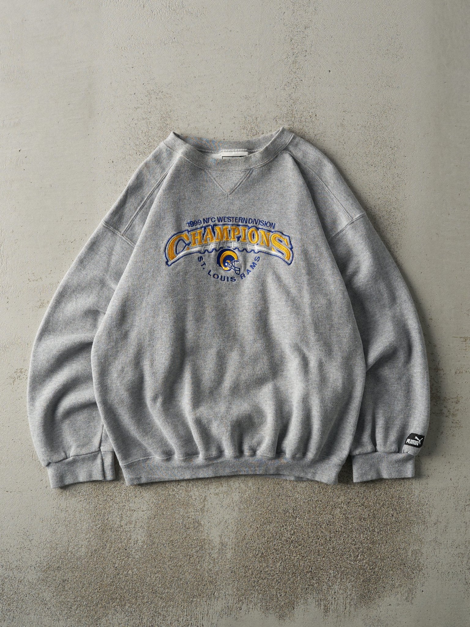 Vintage 99' Grey St Louis Rams NFC Western Division Champions Crewneck (L)