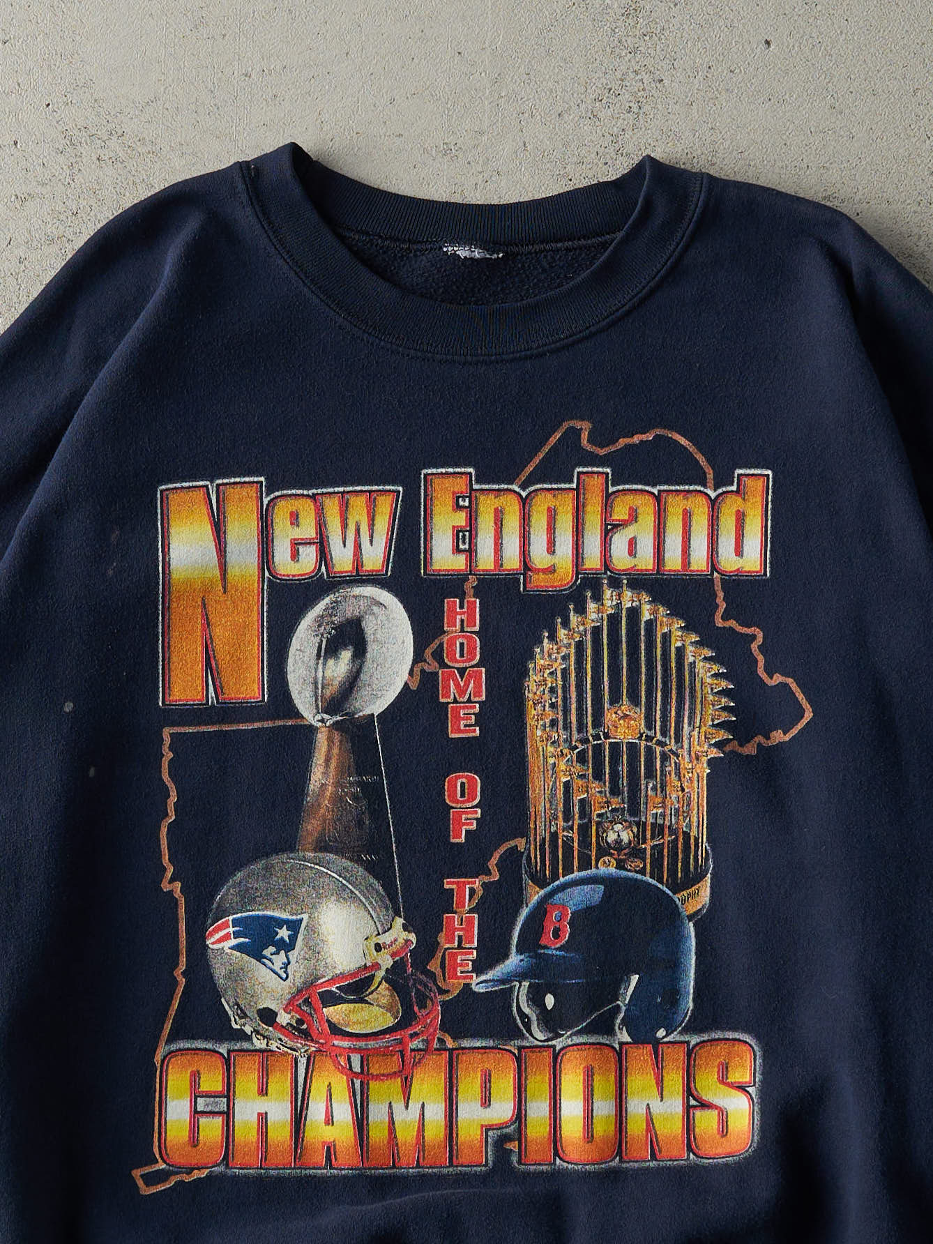 Vintage Y2K Navy Blue New England Patriots x Boston Redsox Crewneck (L/XL)