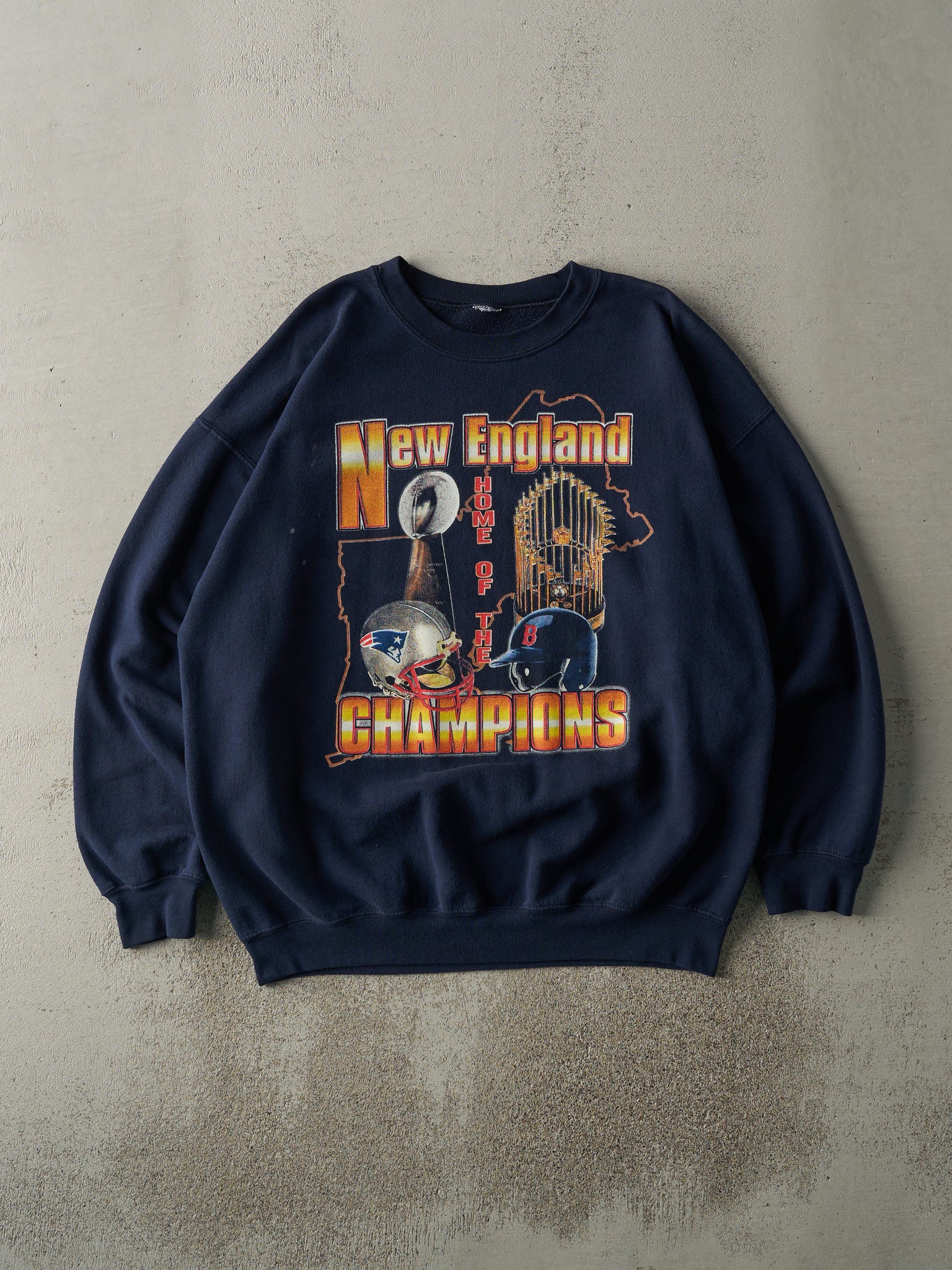 Vintage Y2K Navy Blue New England Patriots x Boston Redsox Crewneck (L/XL)