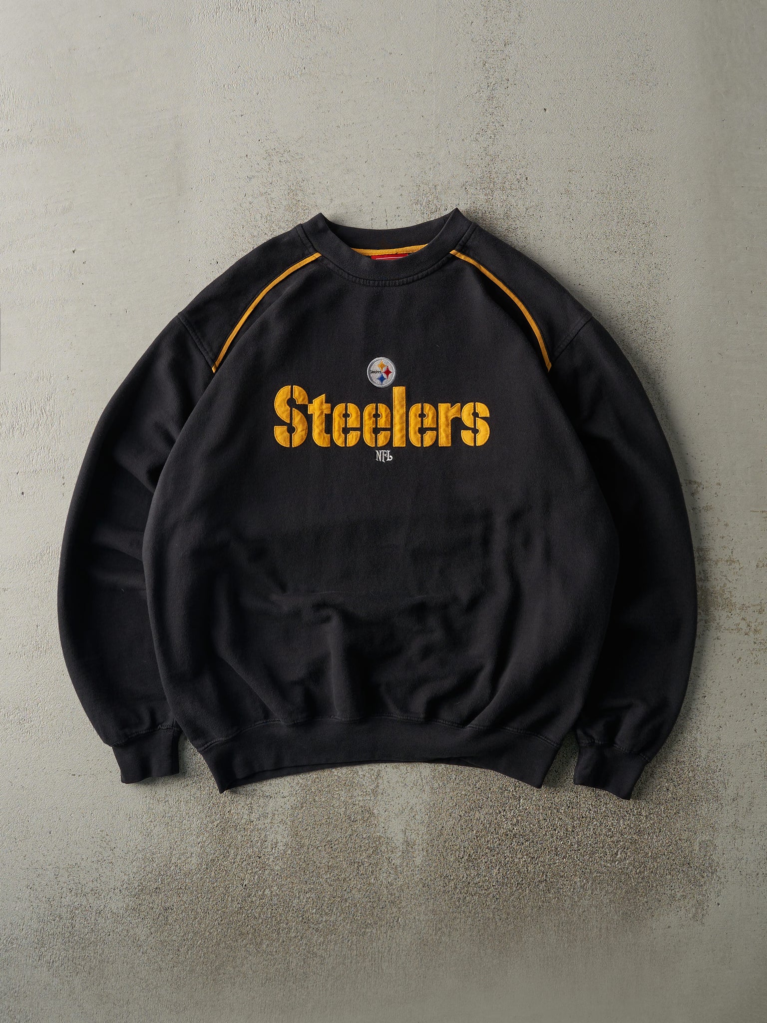 Vintage Y2K Black Pittsburgh Steelers Crewneck (L)