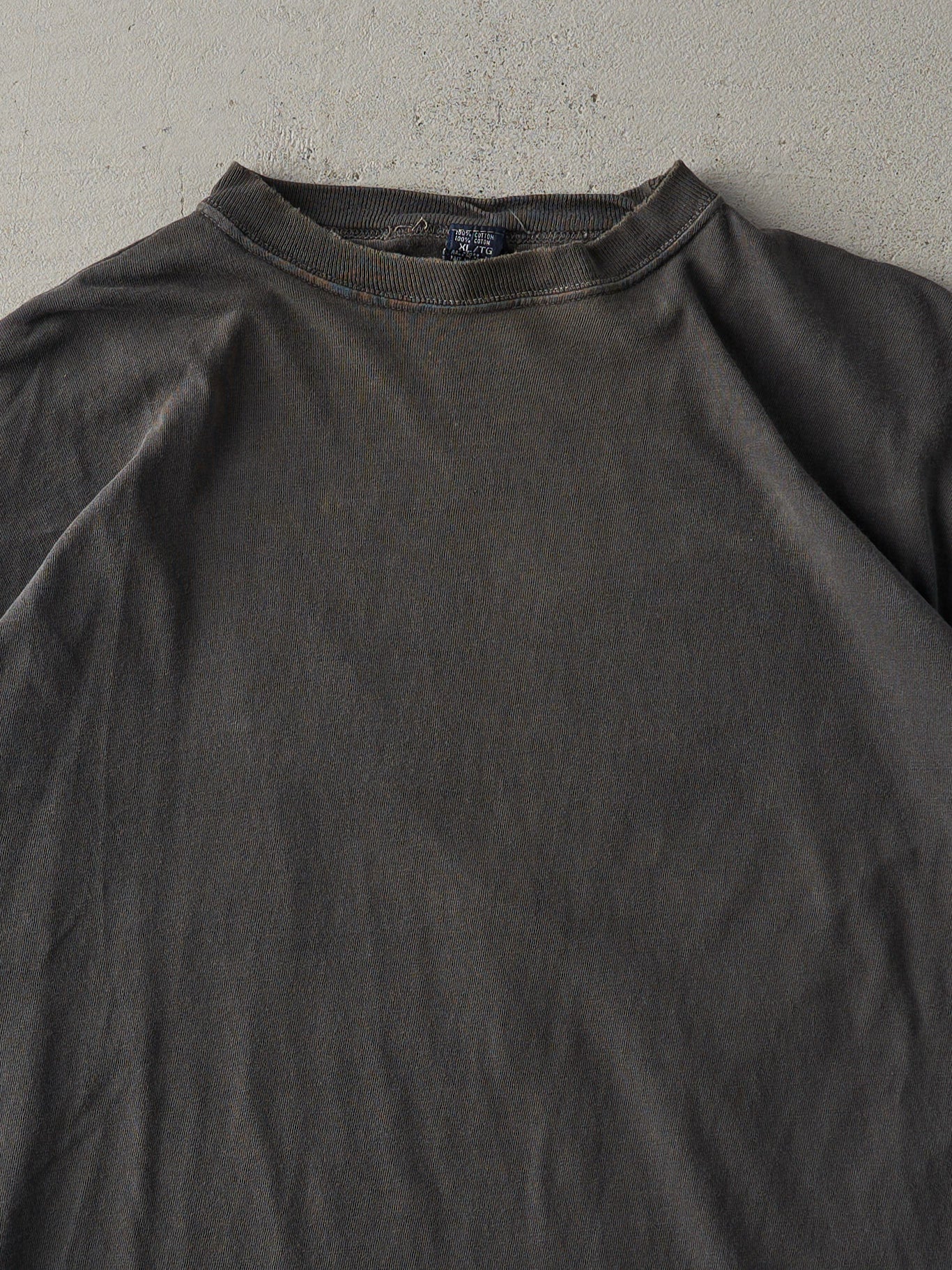 Vintage 90s Faded Charcoal Grey Blank Boxy Tee (L)