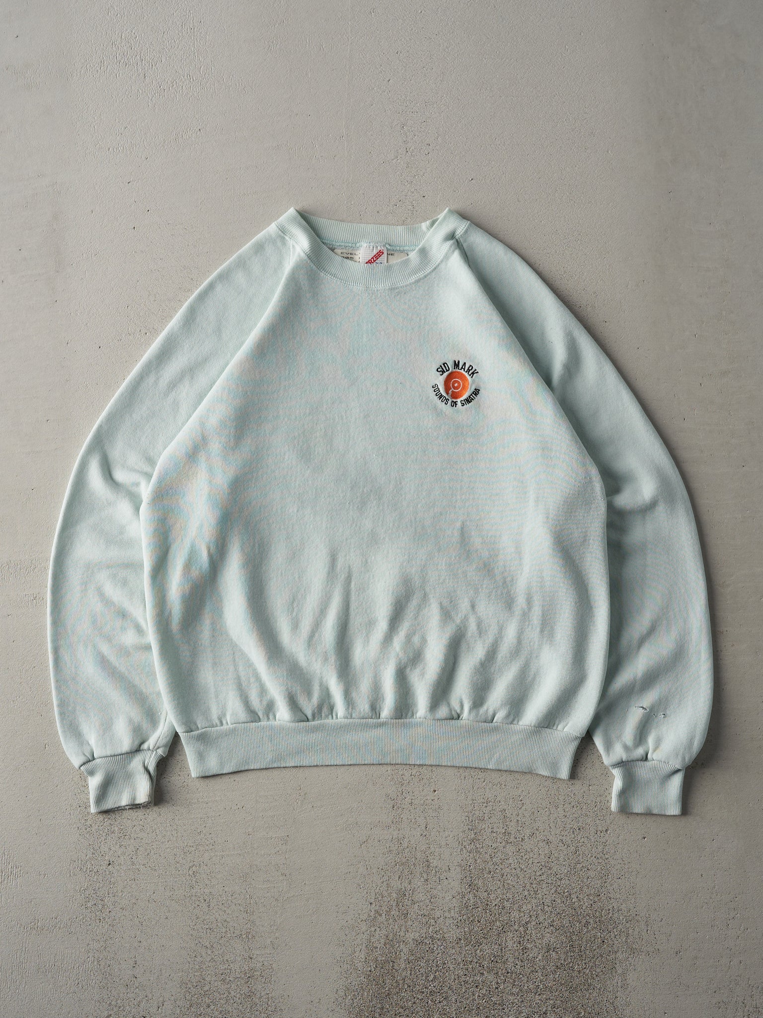 Vintage 80s Pale Blue Sid Mark Sounds of Sinatra Embroidered Crewneck (M)