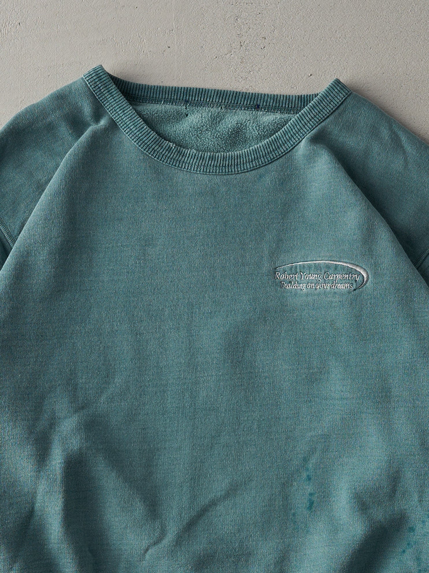 Vintage 90s Faded Green Robert Young Carpentry Embroidered Crewneck (XL)