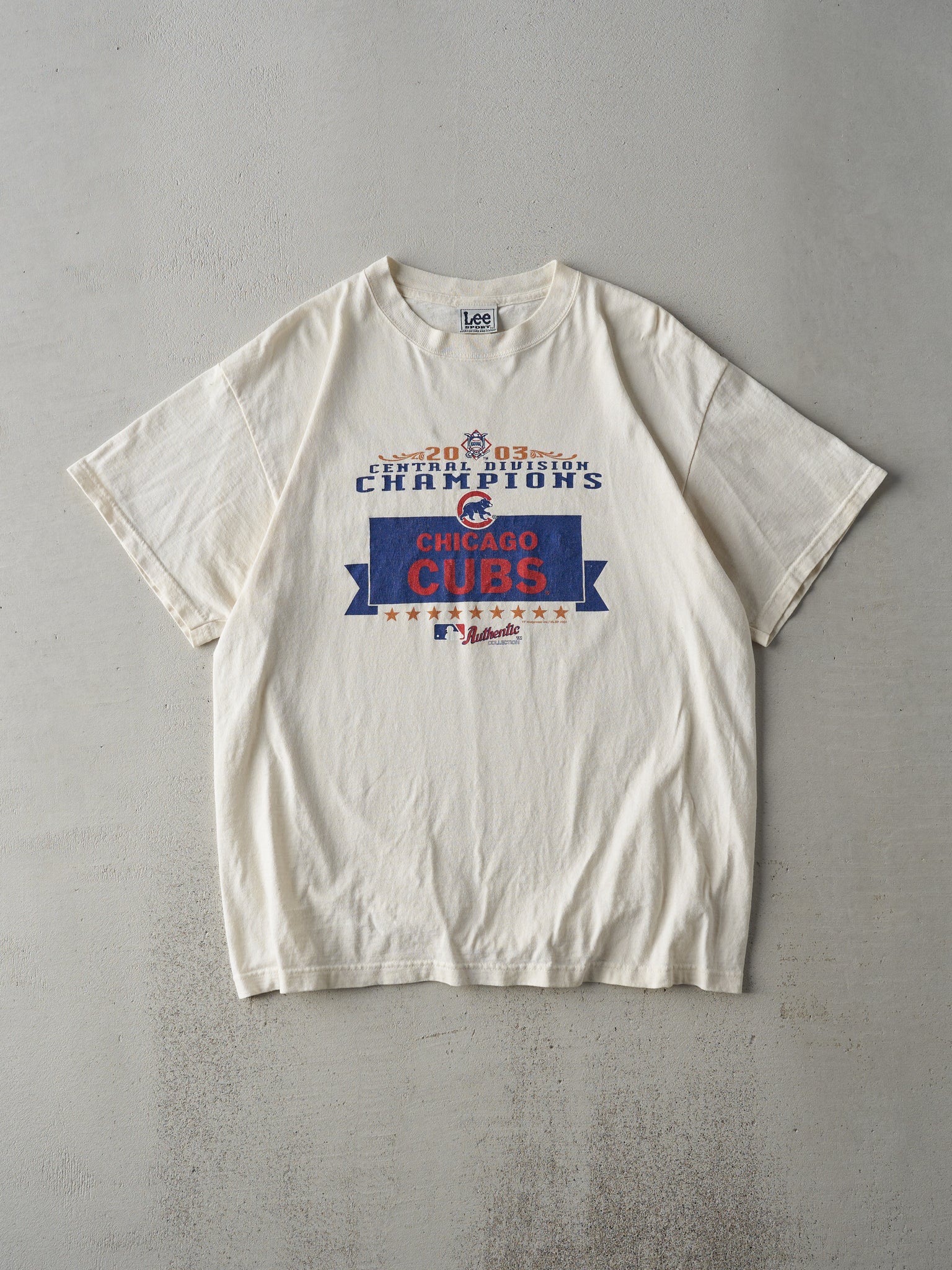 Vintage 03' Beige Chicago Cubs Central Devision Champions (M)