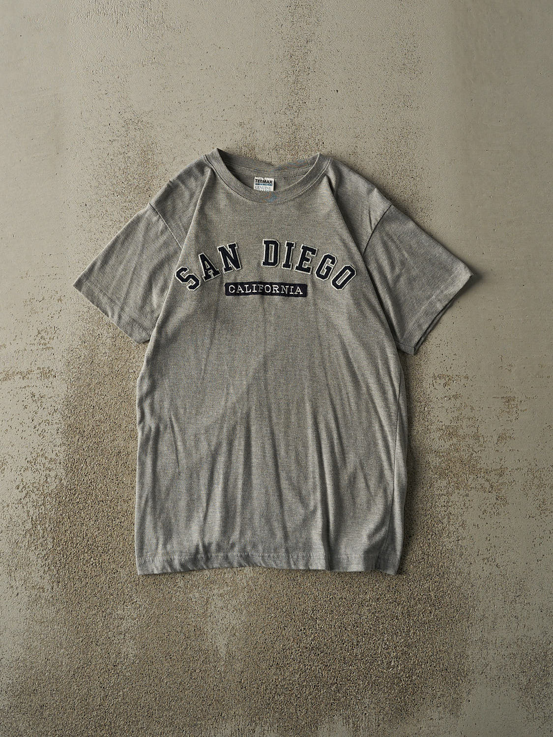 Vintage Y2K Grey San Diego Embroidered Tee (XS/S)