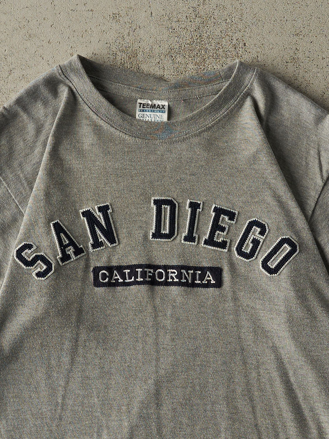Vintage Y2K Grey San Diego Embroidered Tee (XS/S)