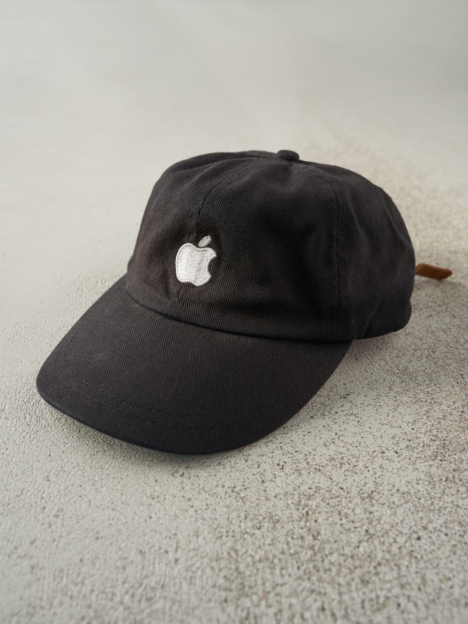 Vintage RARE 90s Black Embroidered Apple Logo Leather Strapback Hat