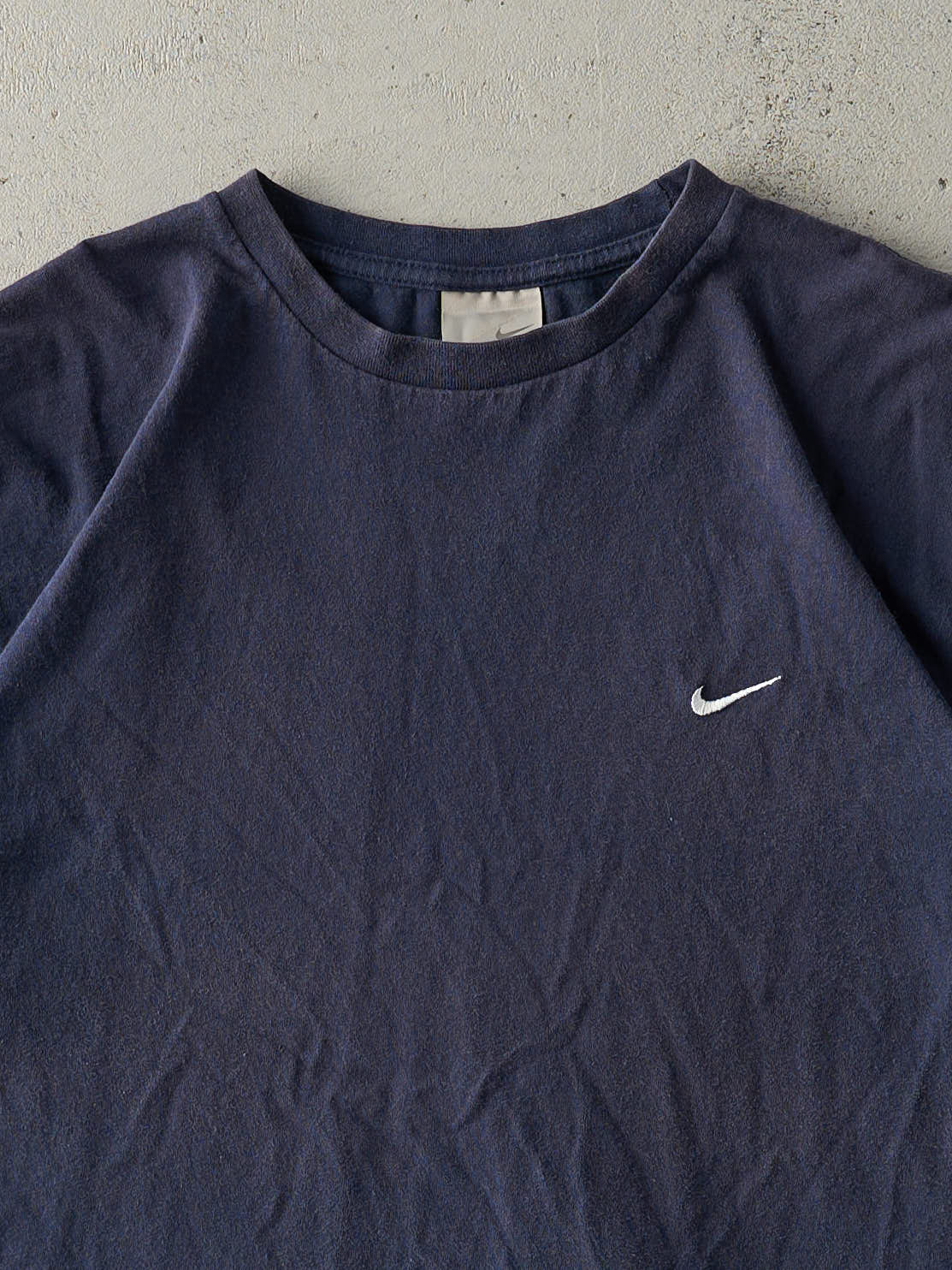 Vintage Y2K Navy Blue Embroidered Nike Swoosh Tee (M)