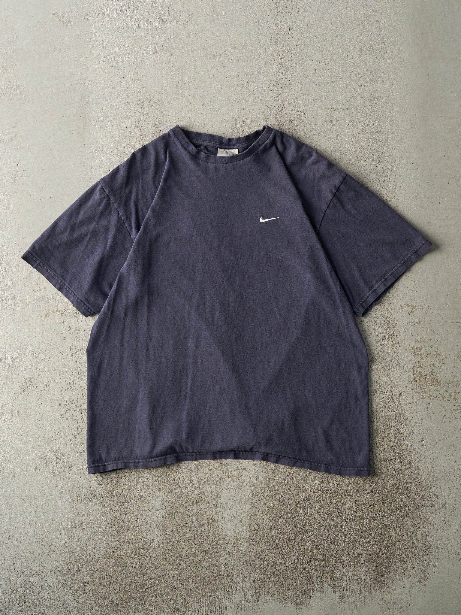 Vintage Y2K Navy Blue Nike Swoosh Embroidered Tee (M)