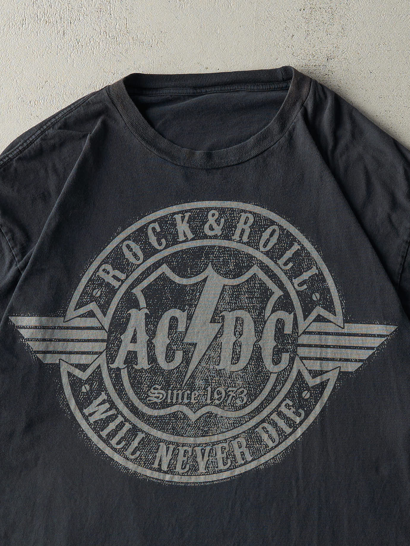 13' Black ACDC Rock & Roll Will Never Die Tee (XXL)