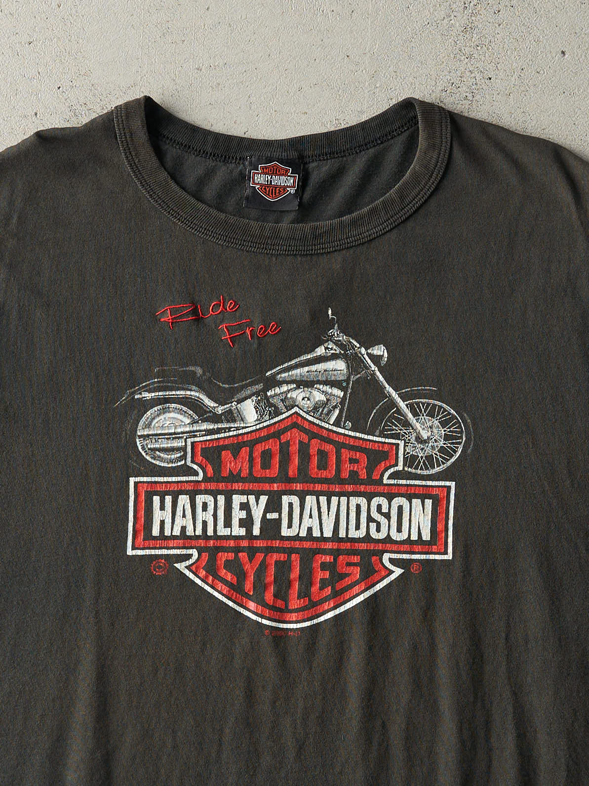 Vintage 00' Black Alton, Il Harley Davidson Tank (L)