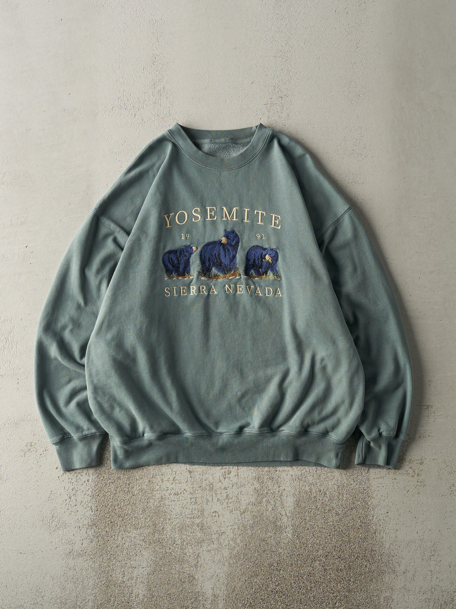 Vintage 91' Green Yosemite Embroidered Crewneck (XL)