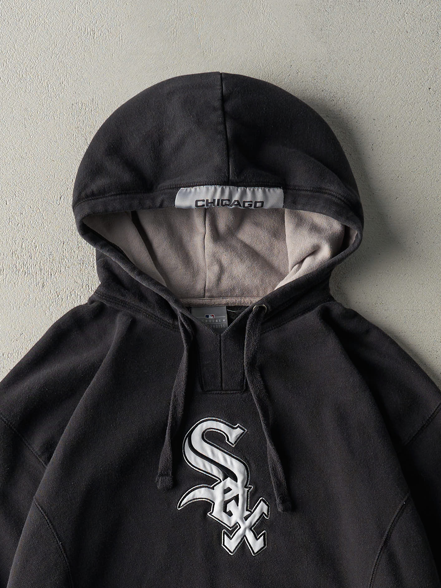 Vintage Y2K Black Chicago White Sox Hoodie (L/XL)