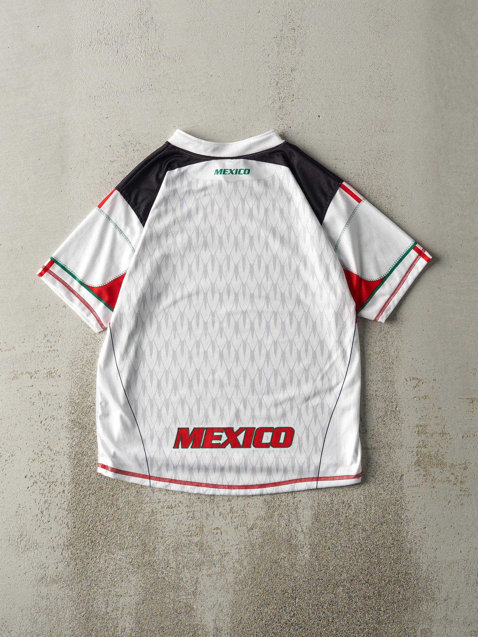 Vintage Y2K White Mexico Soccer Jersey (S)