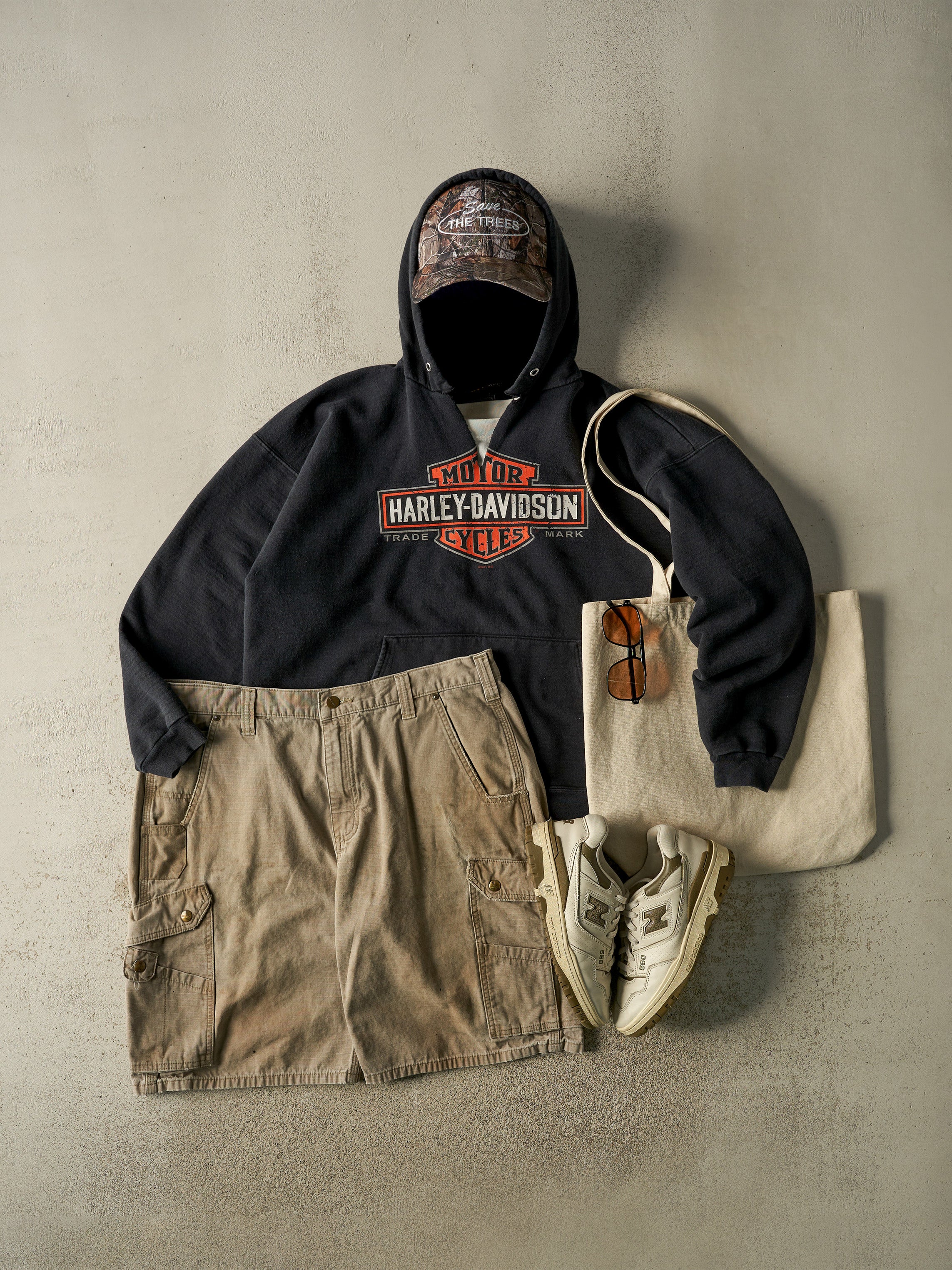 Vintage 11' Faded Black Harley Davidson London KY Hoodie (M/L)