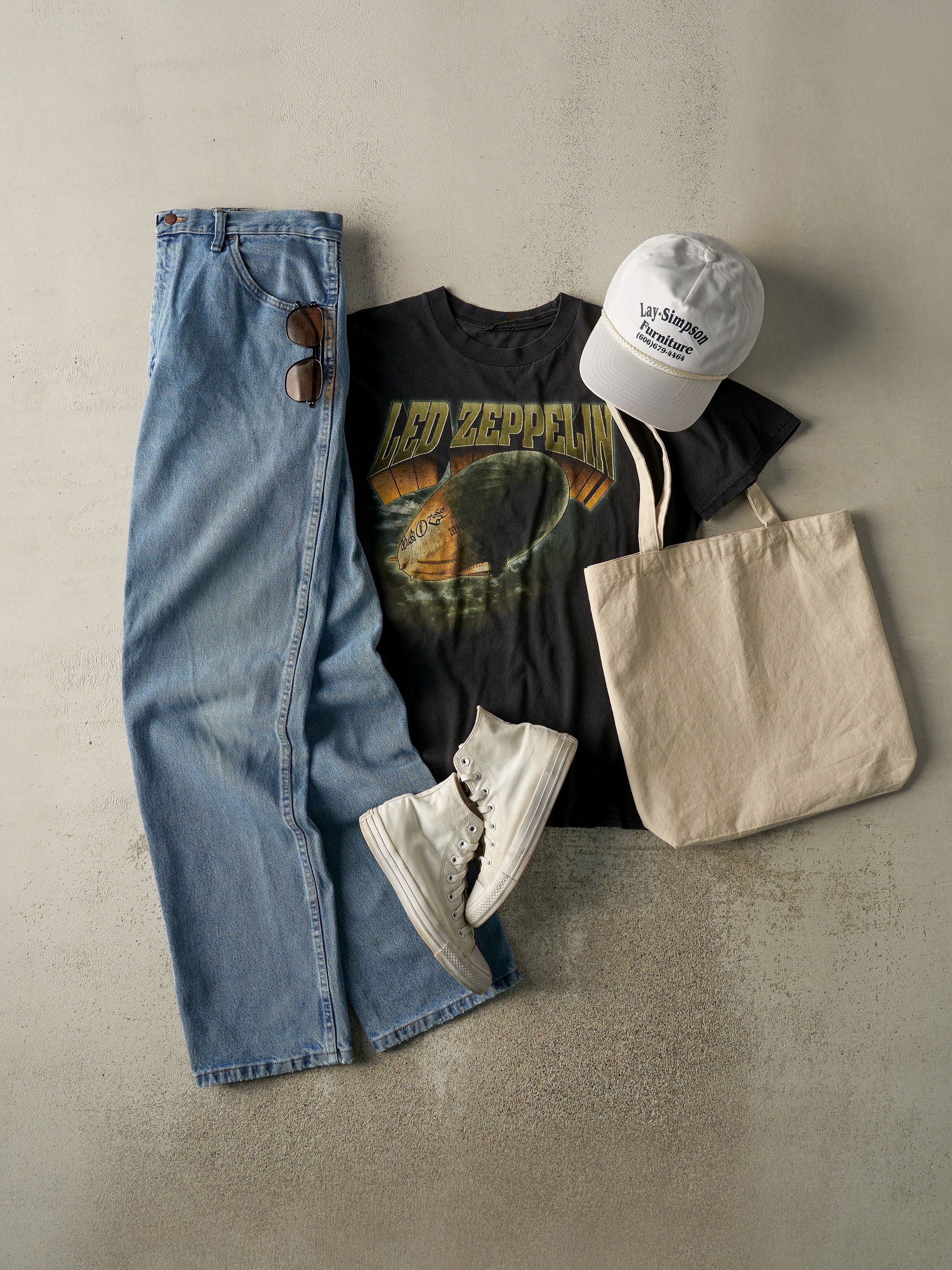 Vintage 90s Light Wash Rustler Jeans (36x33)
