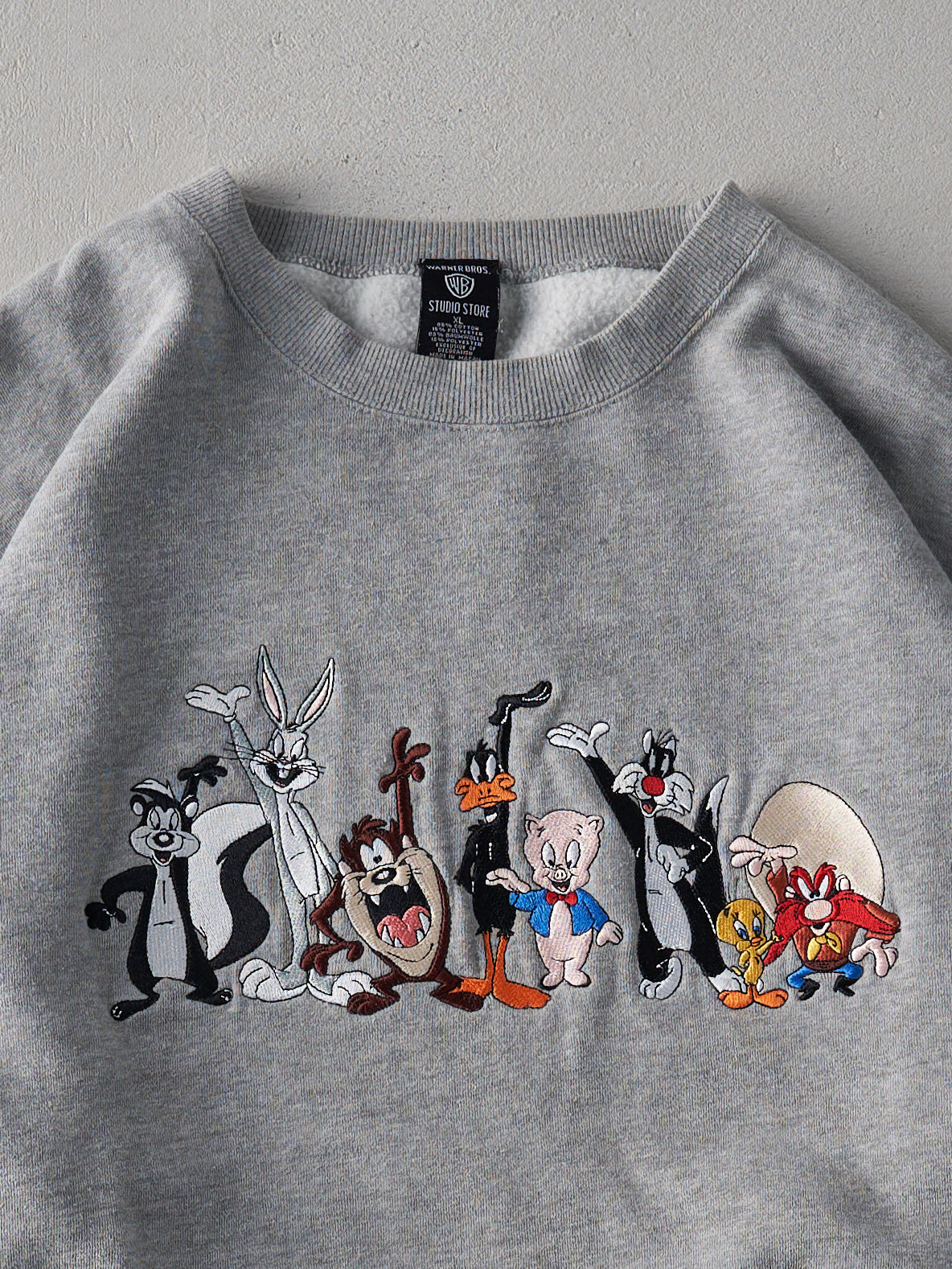 Vintage 97' Light Grey Looney Toons Embroidered Crewneck (XL)