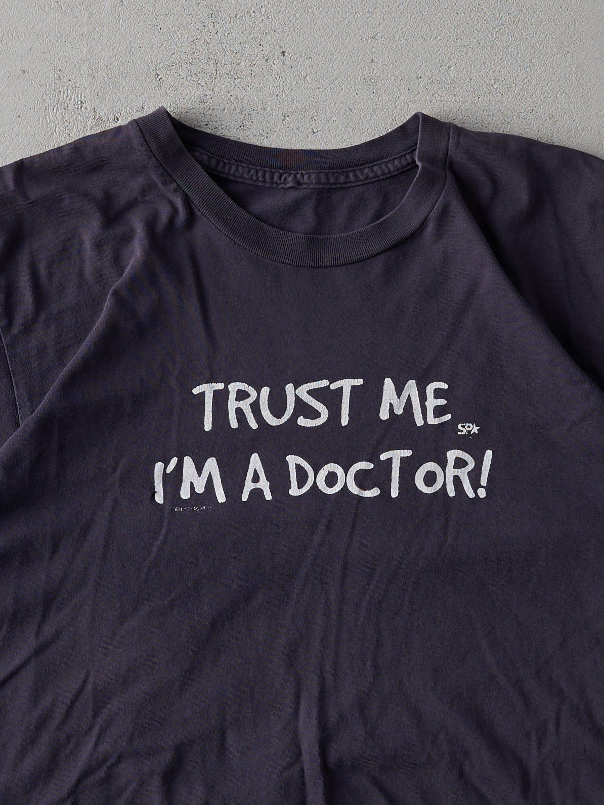 Vintage 90s Navy "Trust Me, I'm A Doctor" Tee (S/M)