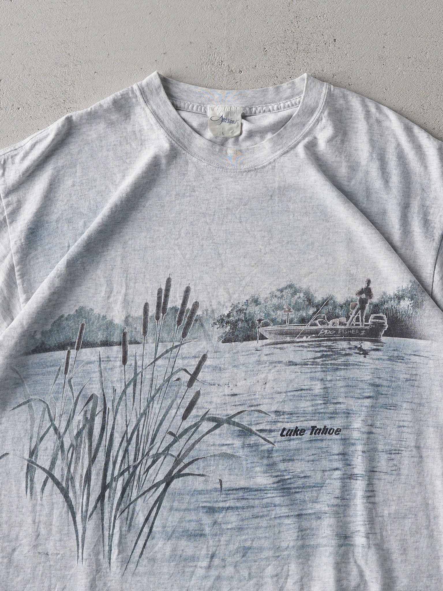 Vintage 90s Light Grey Lake Tahoe Nature Tee (M)