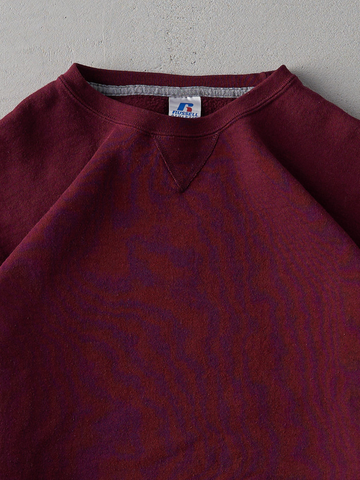 Vintage Y2K Burgundy Russell Athletics Boxy Blank Crewneck (XL)