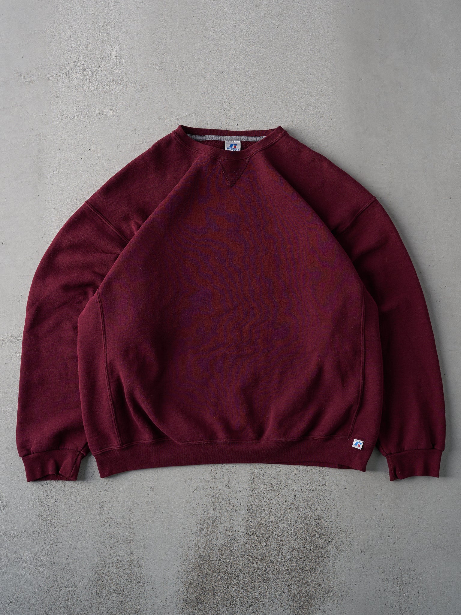 Vintage Y2K Burgundy Russell Athletics Boxy Blank Crewneck (XL)