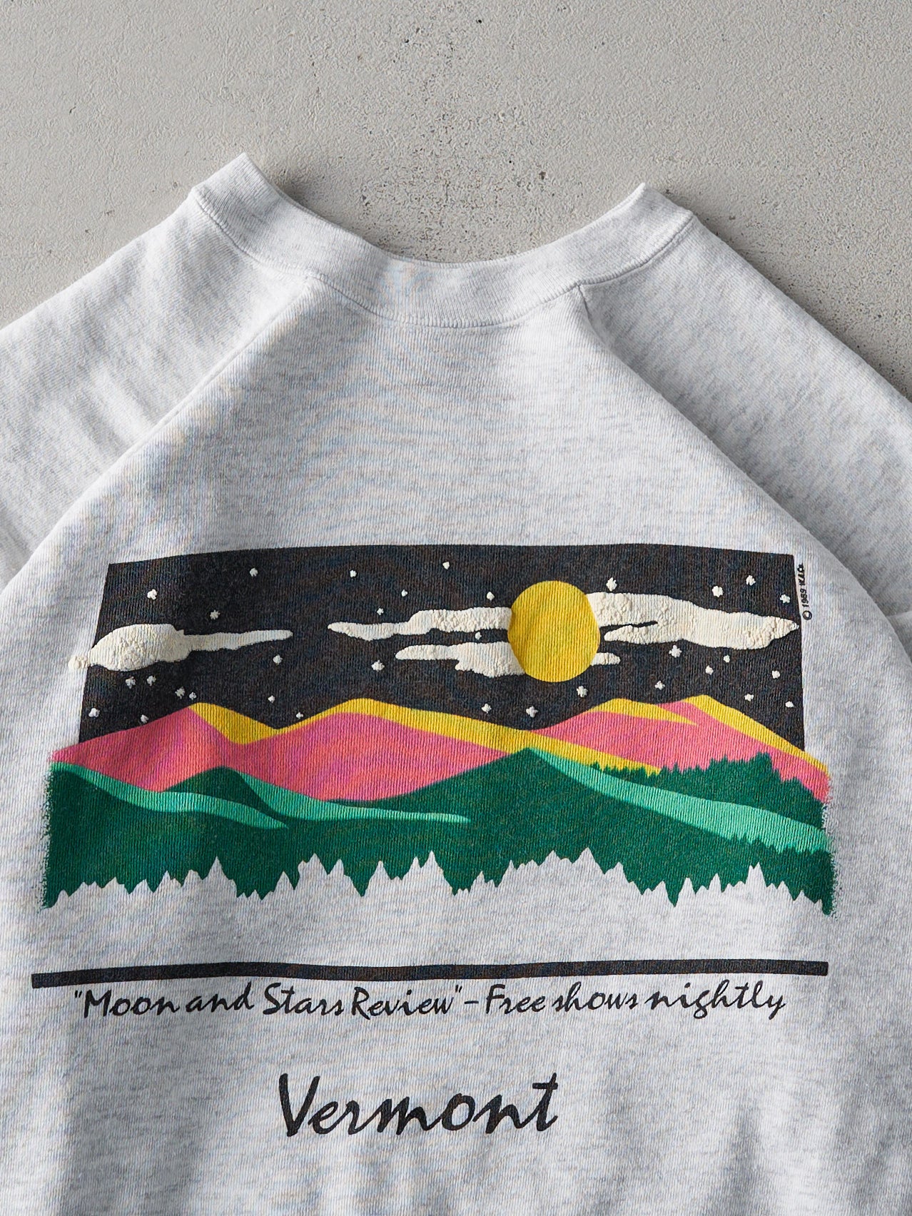 Vintage 89' Heather Grey Vermont Moon and Stars Crewneck (M)