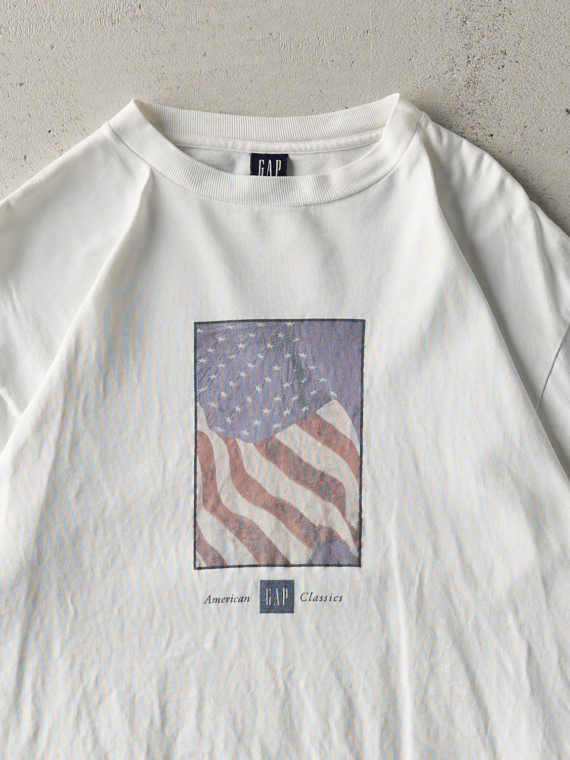 Vintage 90s White Gap US Flag Tee (M)