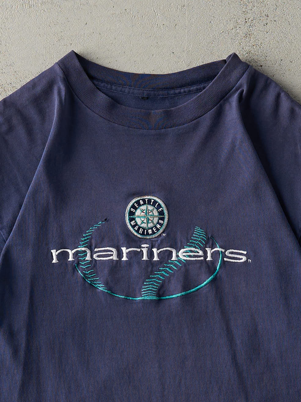 Vintage 90s Navy Blue Embroidered Seattle Mariners Tee (M)