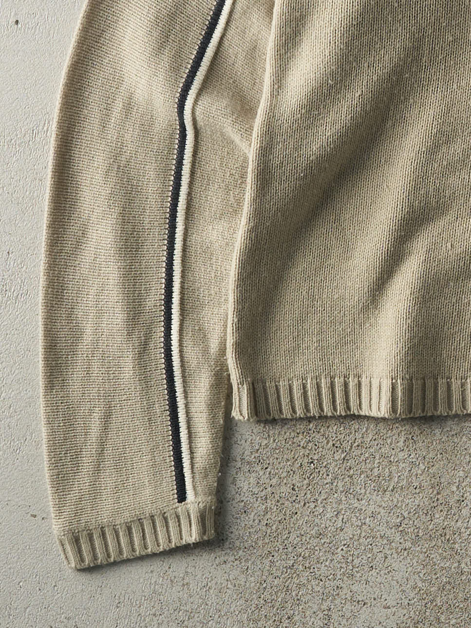 Vintage 90s Beige Striped Knit Sweatshirt (M/L)